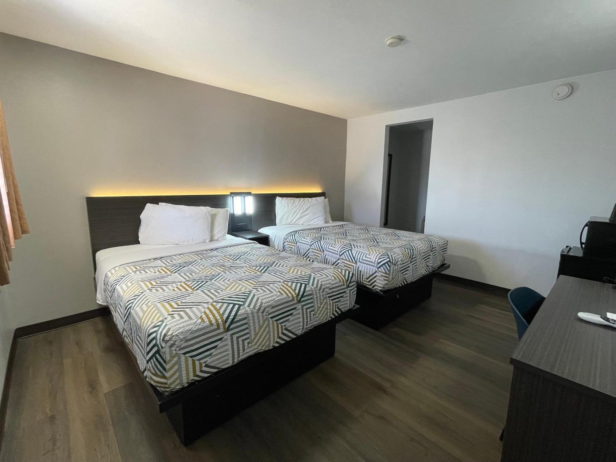 Motel 6 Artesia, Nm ภายนอก รูปภาพ