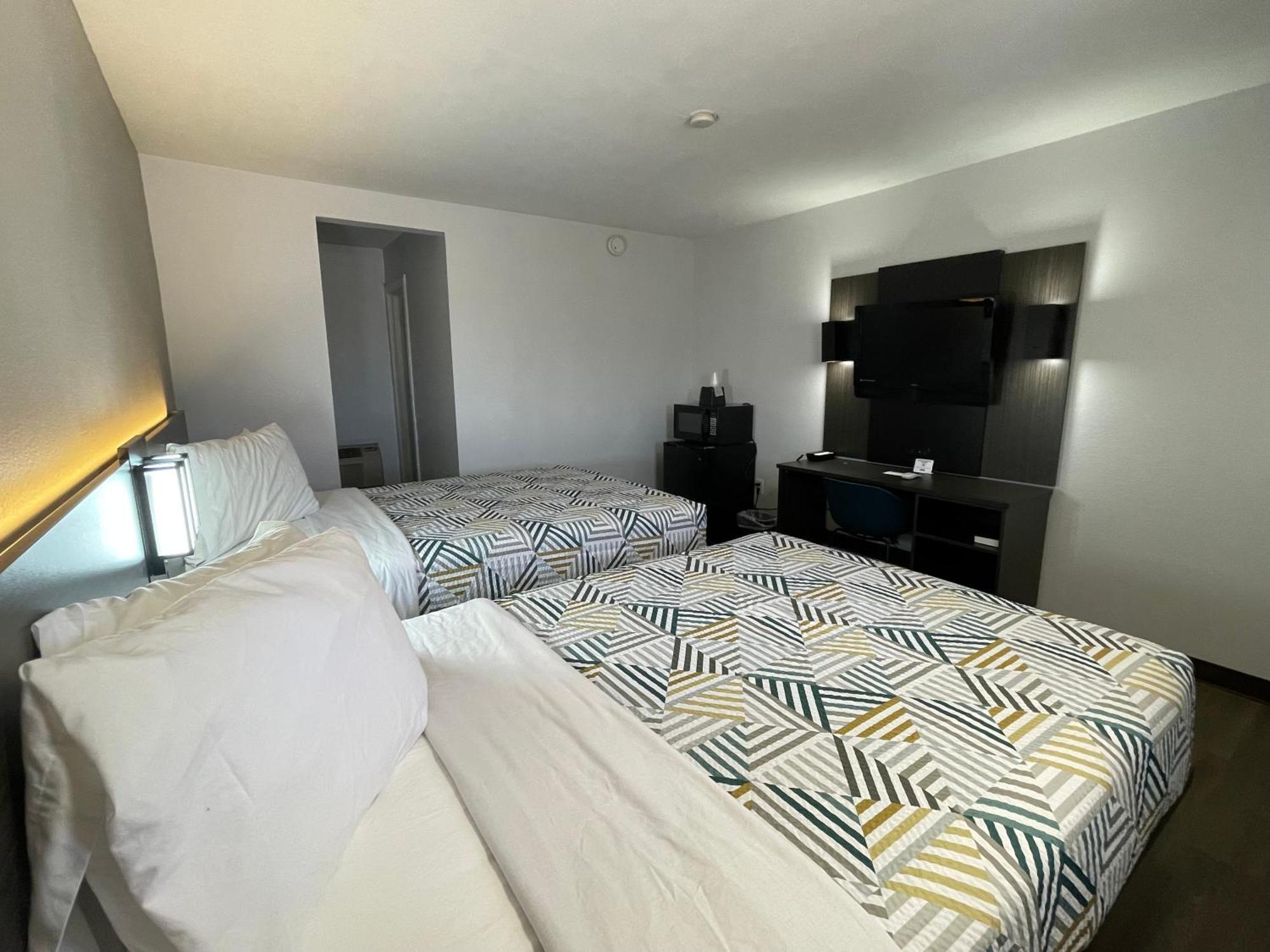 Motel 6 Artesia, Nm ภายนอก รูปภาพ